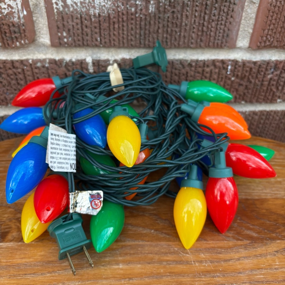 Vintage Christmas Holiday Light String of 25 Ct Lights 24-25' Many Colors
